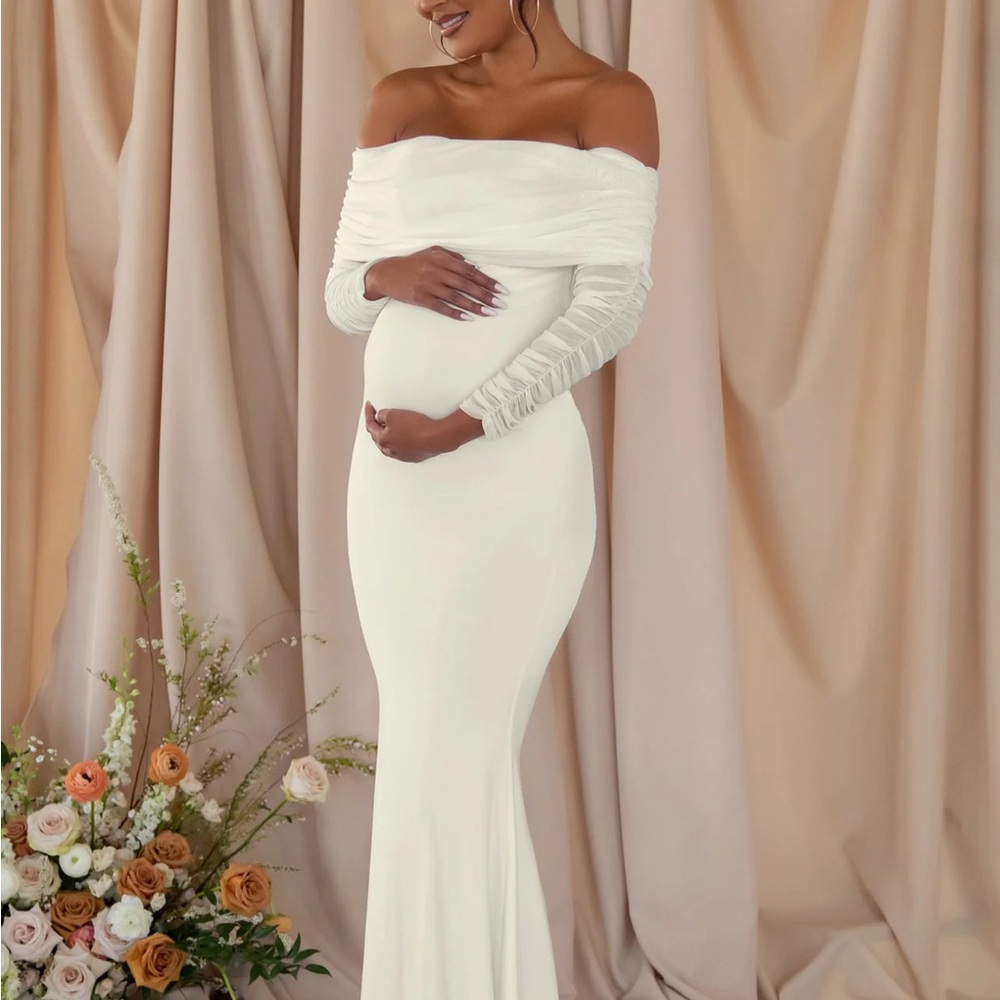 Club London -WHITE MATERNITY RUCHED MESH BARDOT MAXI DRESS
